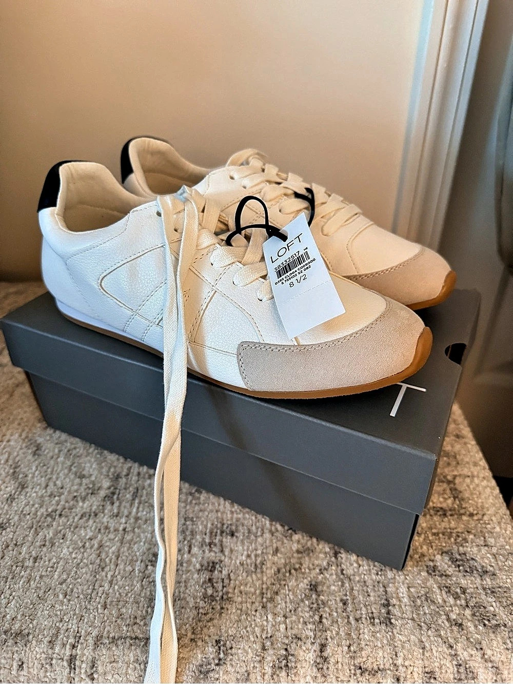 NWT LOFT Metallic Low Profile Sneakers Ivory Gum Sole Size 8.5